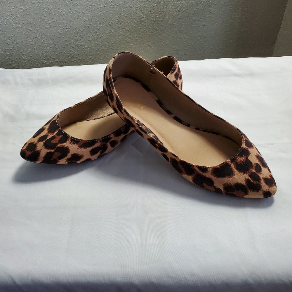 Leopard print flats